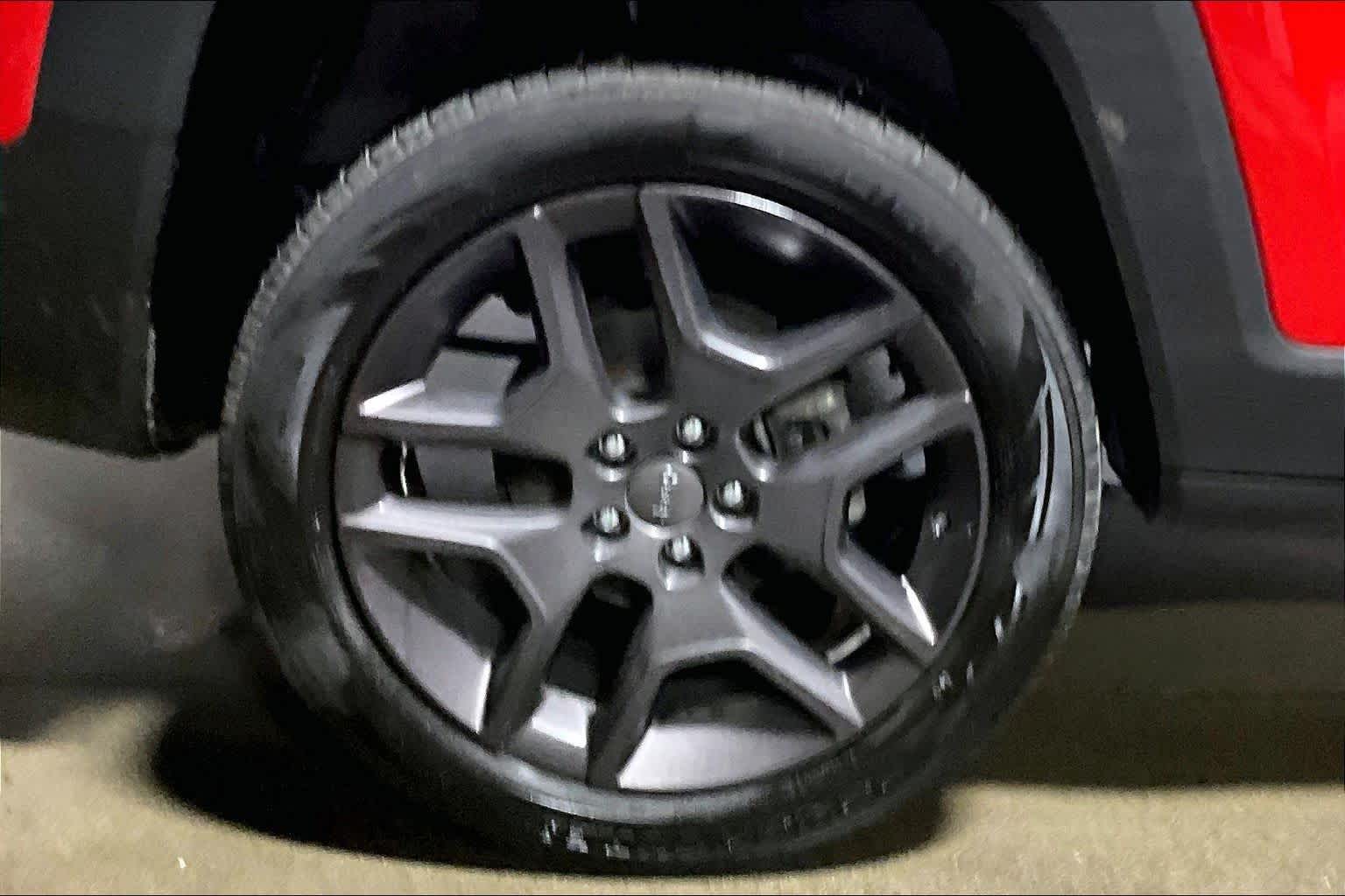 Thumbnail: 2022 Jeep Renegade - 35