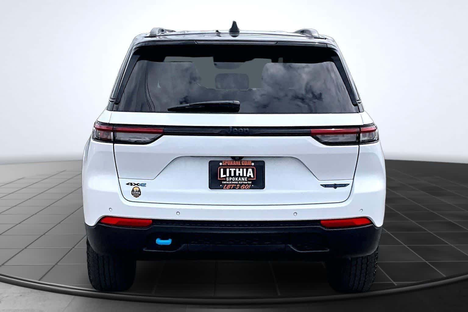 Thumbnail: 2022 Jeep Grand Cherokee - 4