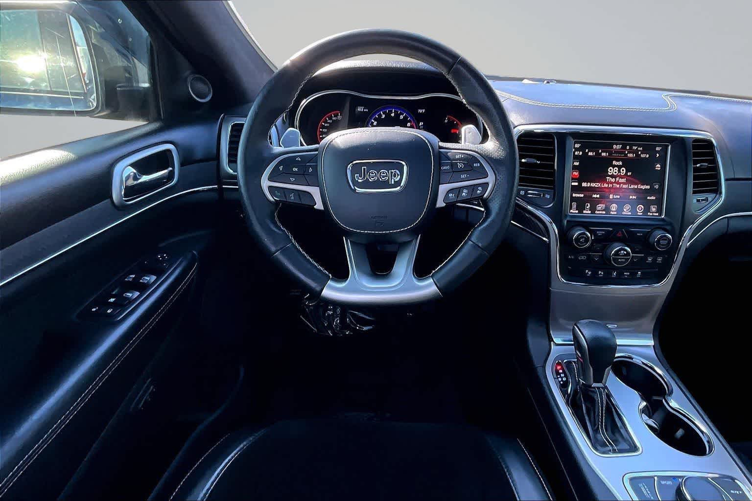 Thumbnail: 2017 Jeep Grand Cherokee - 15