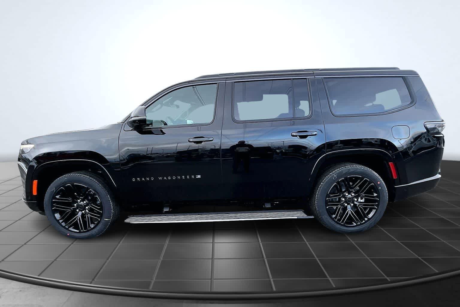 Thumbnail: 2026 Jeep Grand Wagoneer - 3