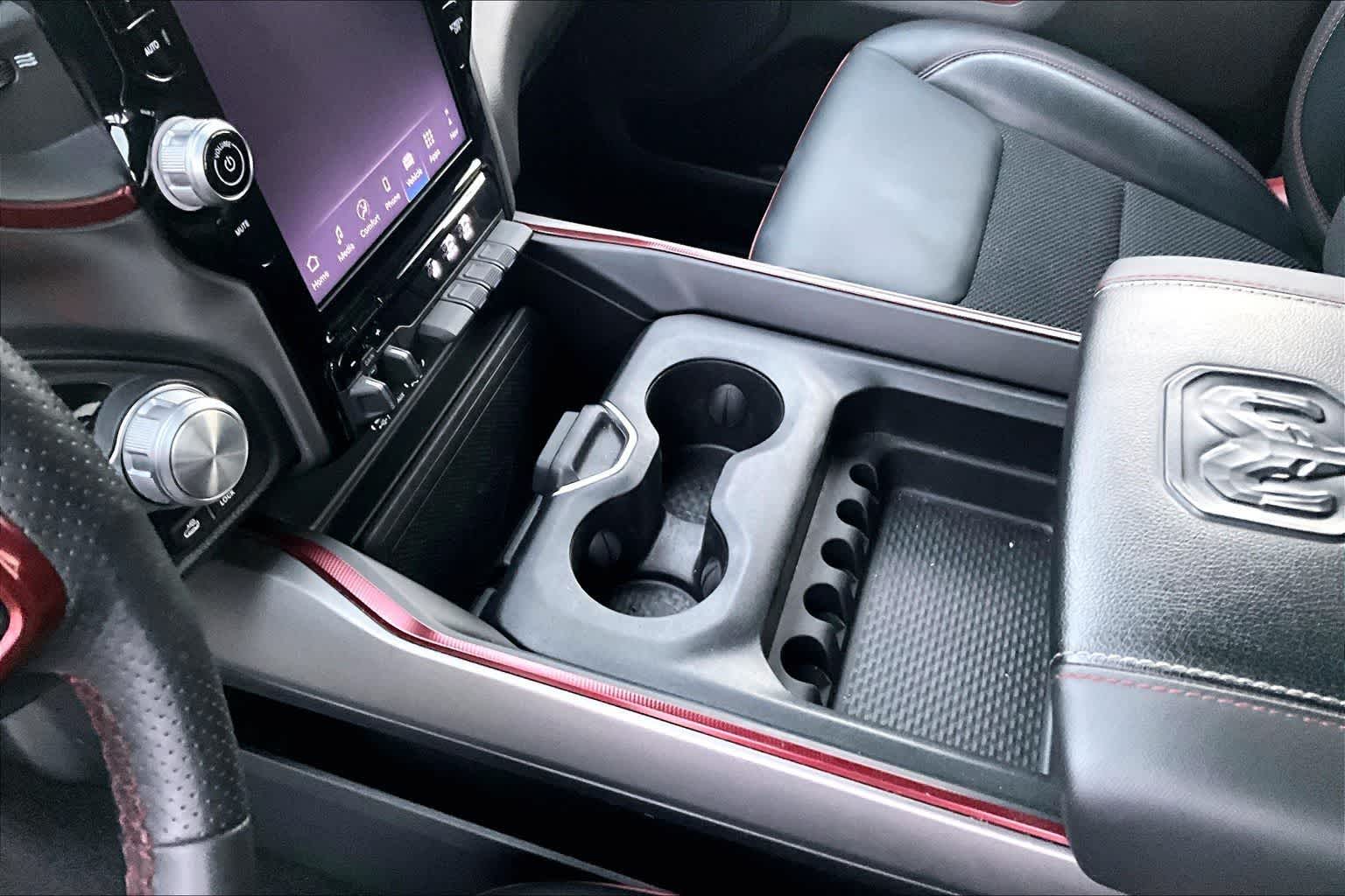 Thumbnail: 2025 RAM 1500 - 17