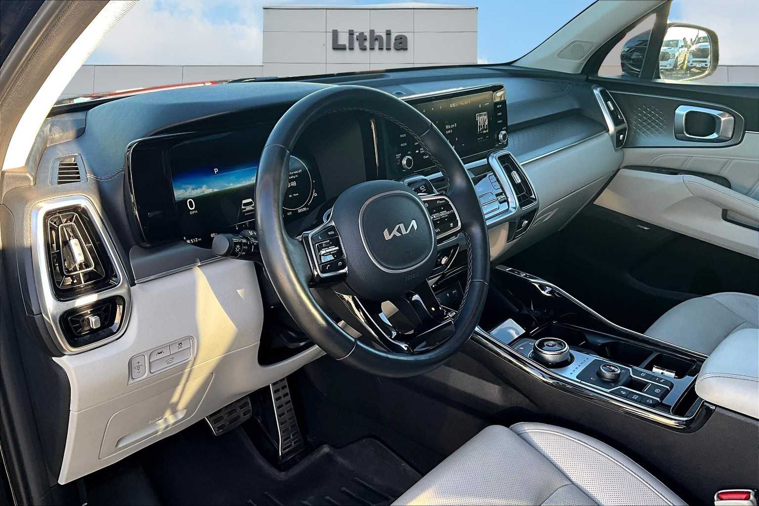 2023 Kia Sorento Hybrid SX Prestige photo 2
