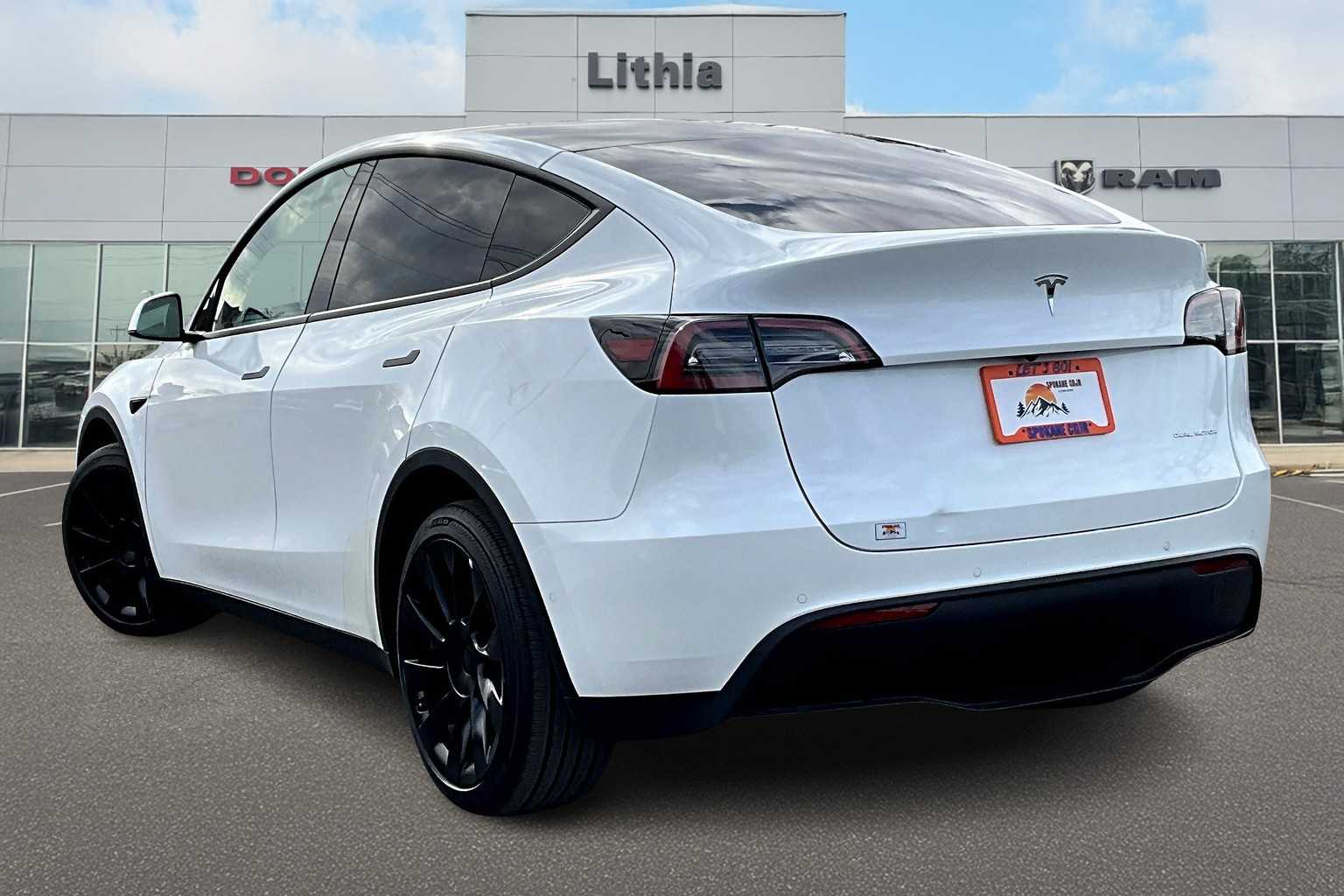 2022 Tesla Model Y Long Range photo 4