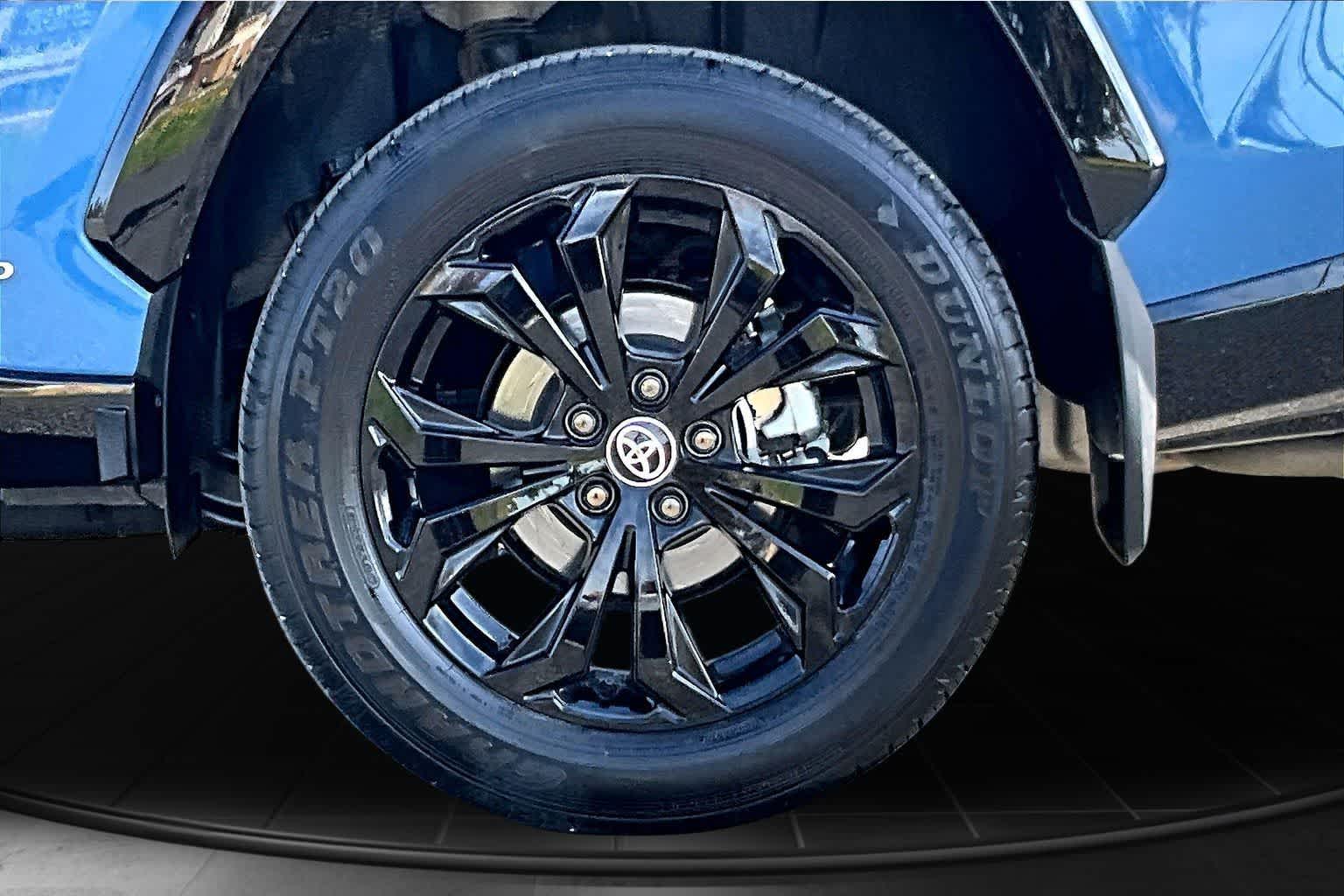 Thumbnail: 2025 Toyota RAV4 - 36