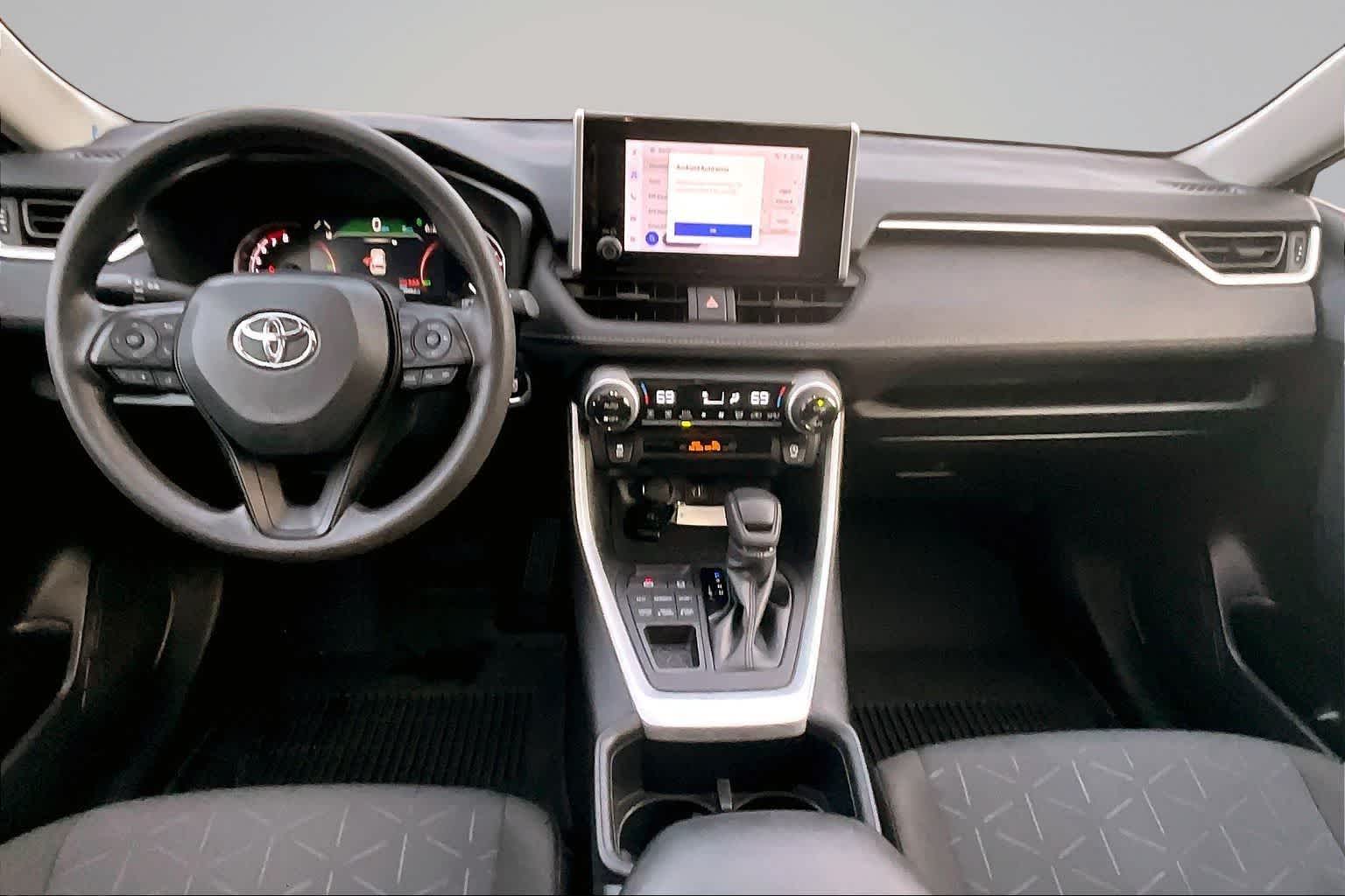 Thumbnail: 2024 Toyota RAV4 - 9