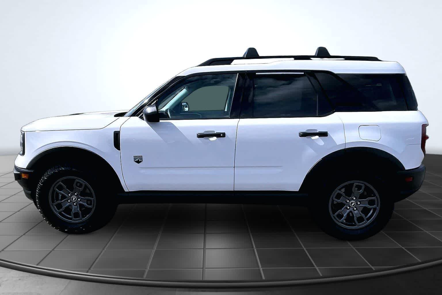 Thumbnail: 2021 Ford Bronco Sport - 3