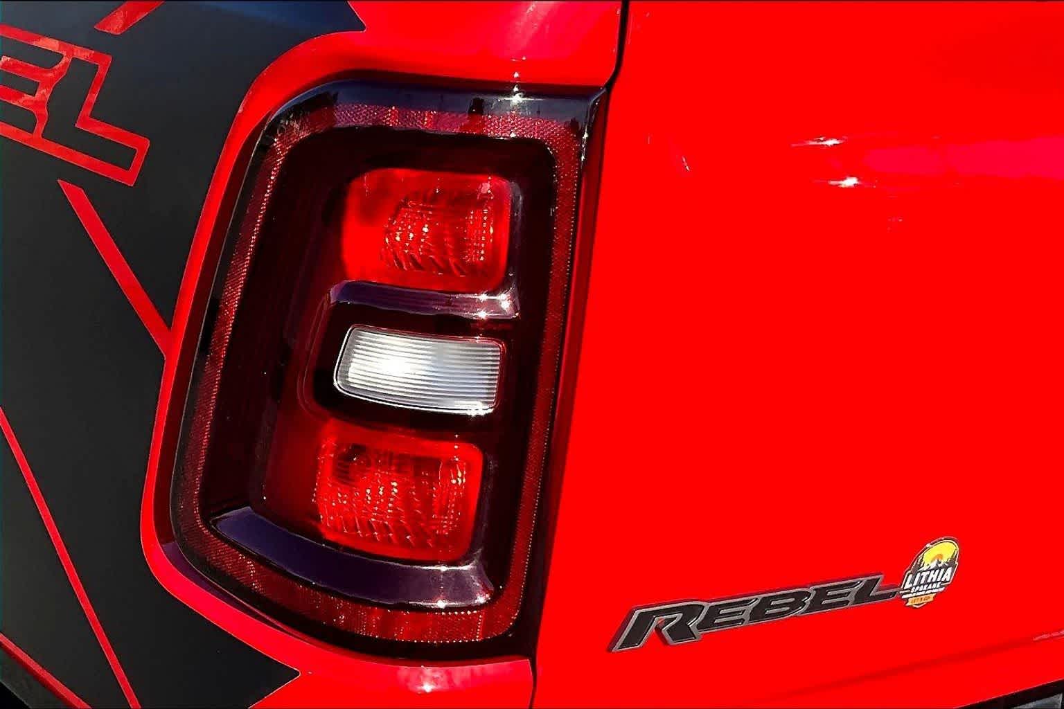 Thumbnail: 2025 RAM 1500 - 32