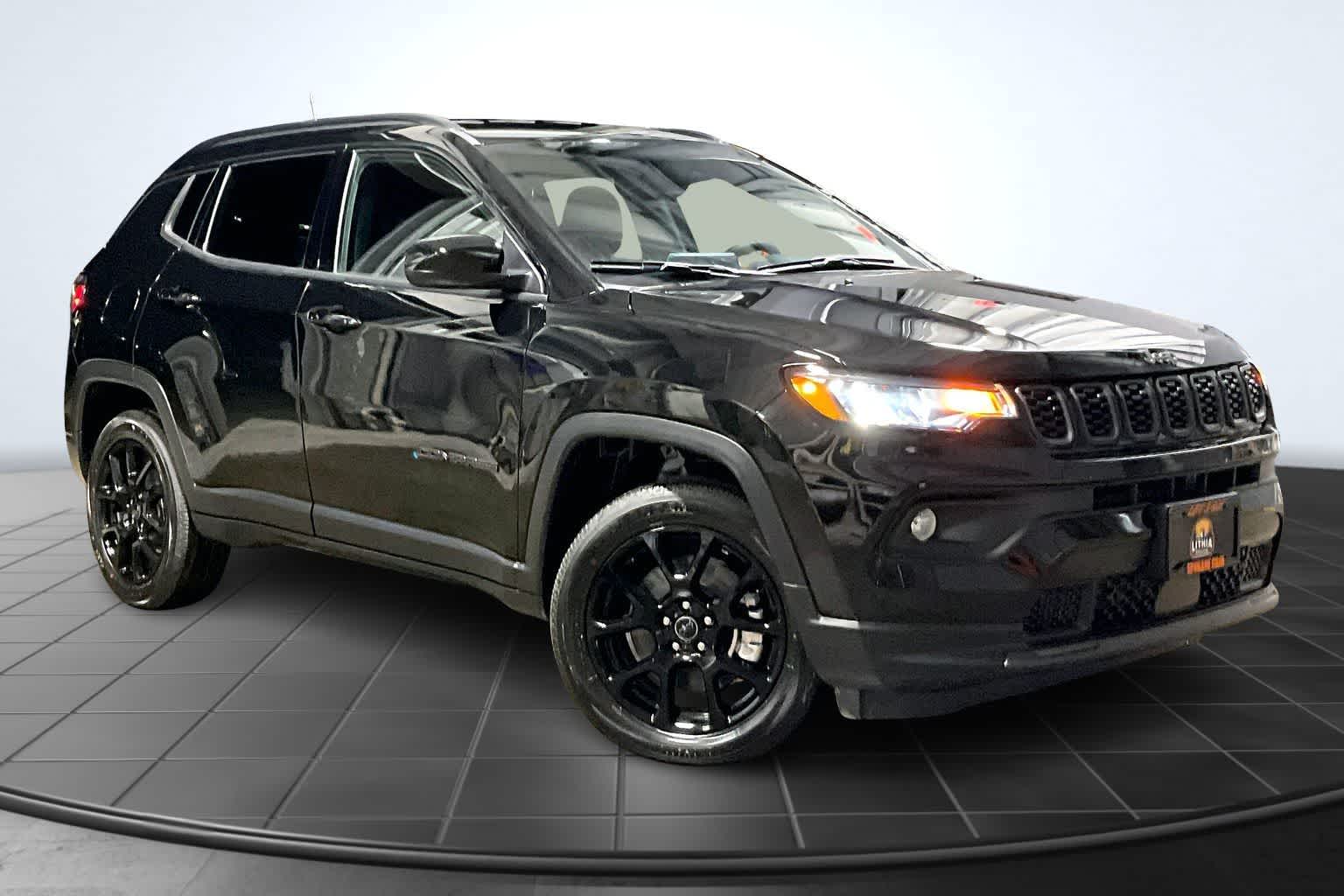 Thumbnail: 2026 Jeep Compass - 22