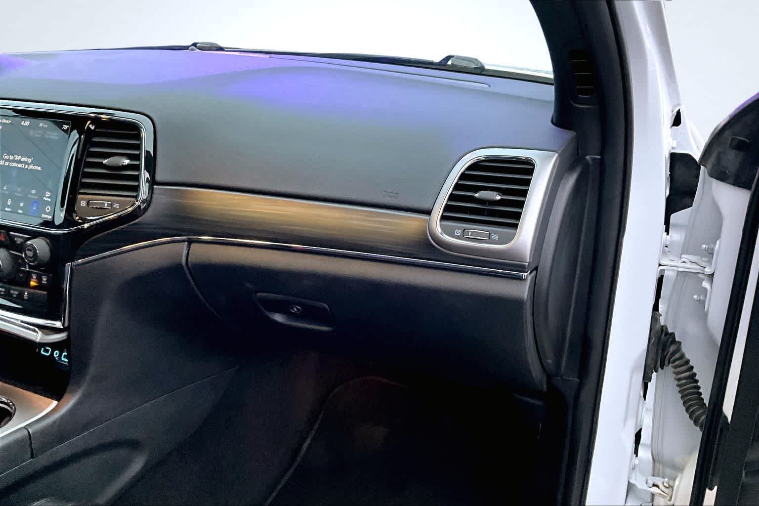 Thumbnail: 2021 Jeep Grand Cherokee - 24