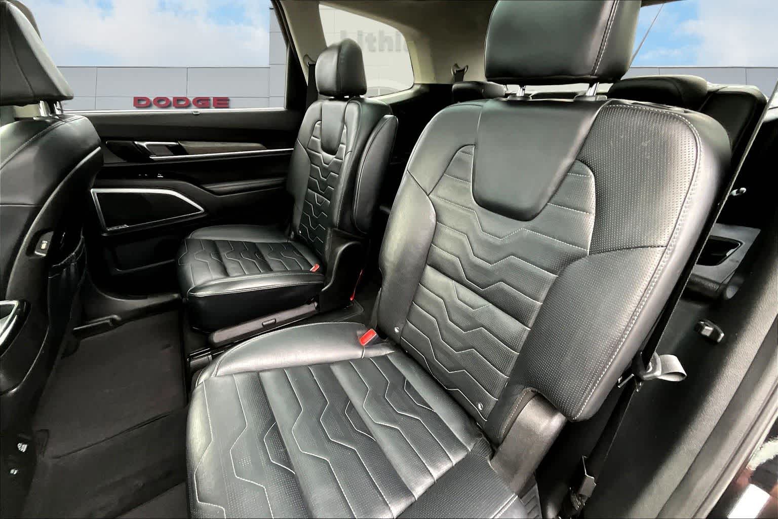 Thumbnail: 2022 Kia Telluride - 13