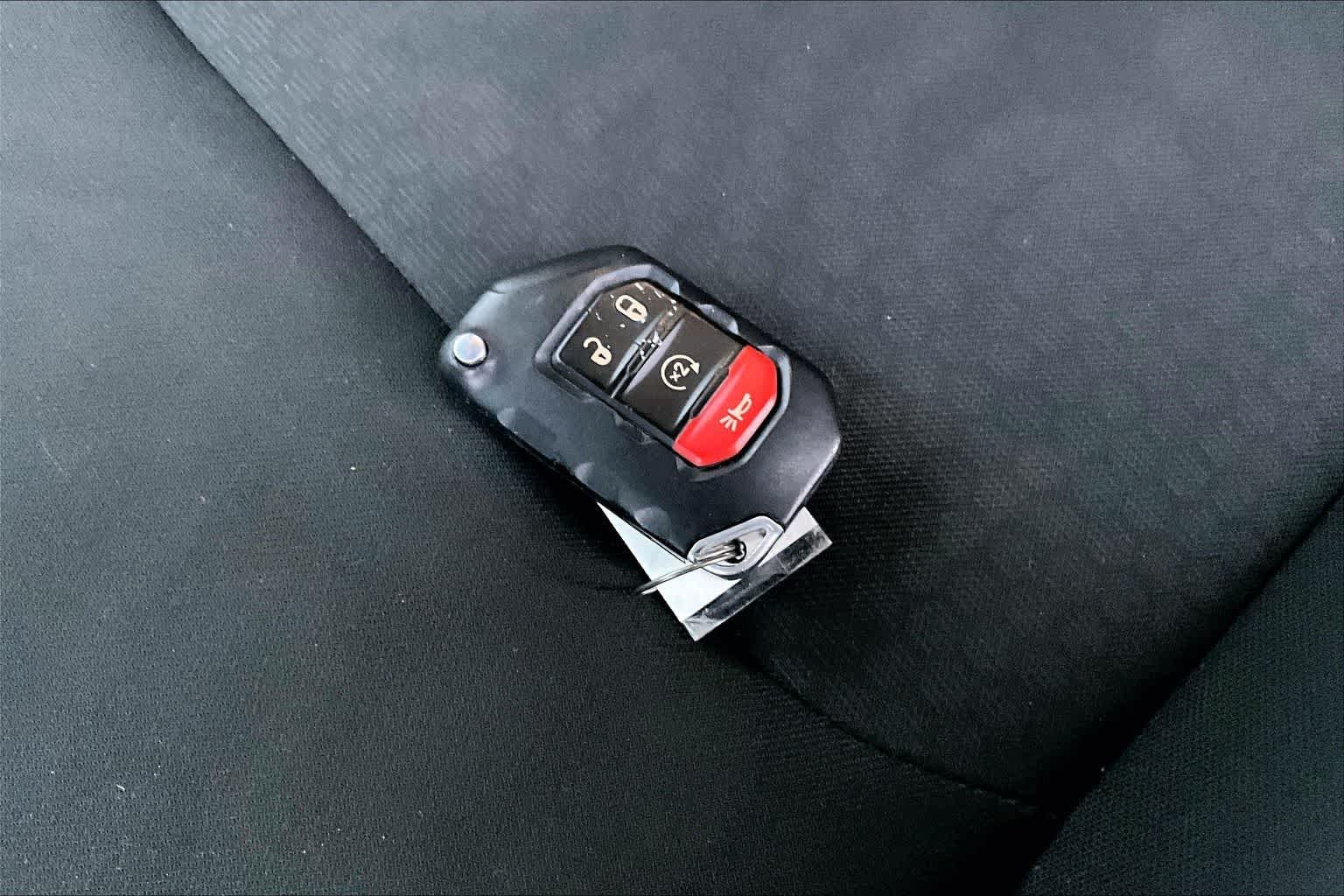 Thumbnail: 2018 Jeep Wrangler - 20