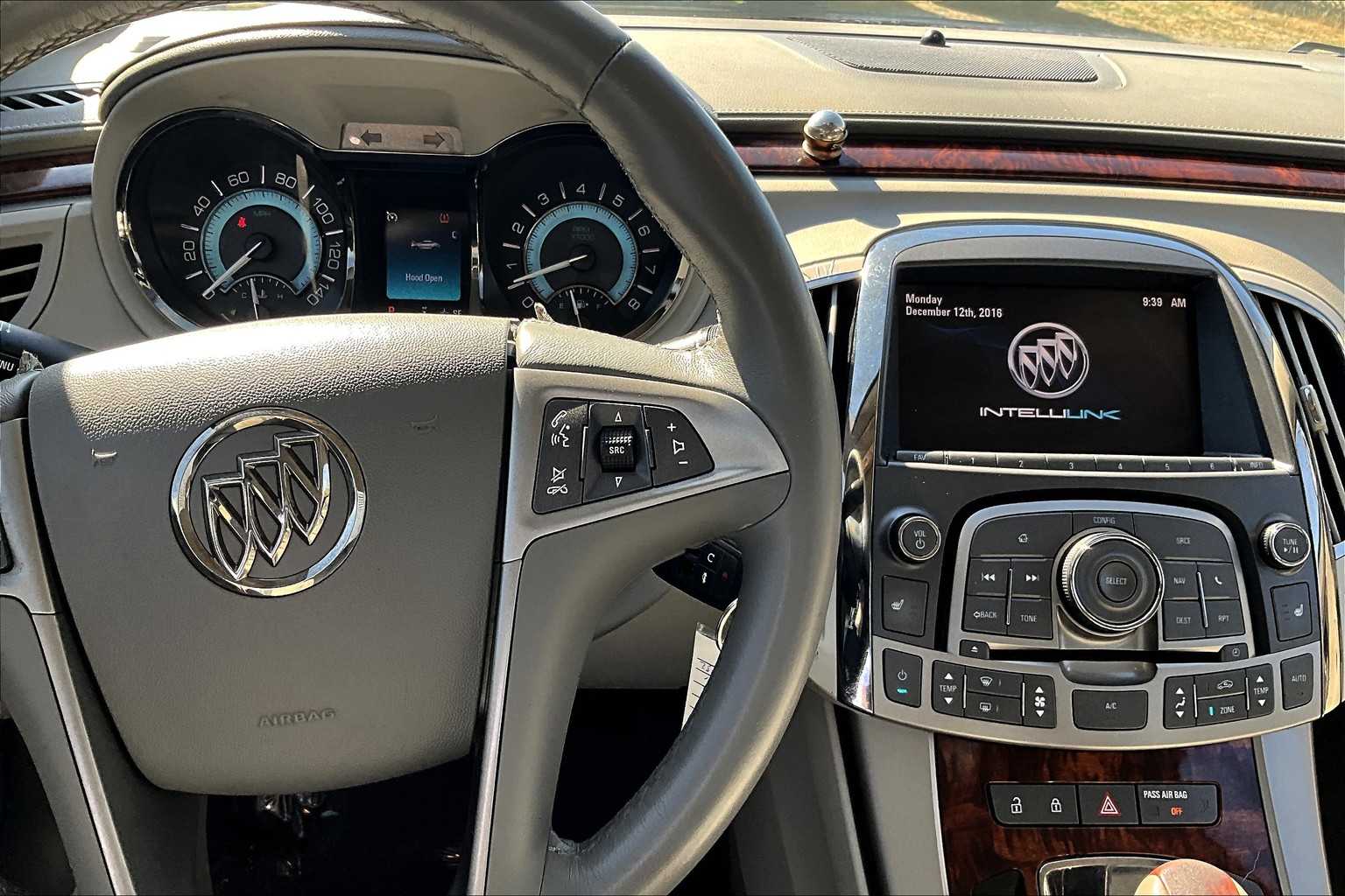 Thumbnail: 2013 Buick LaCrosse - 26