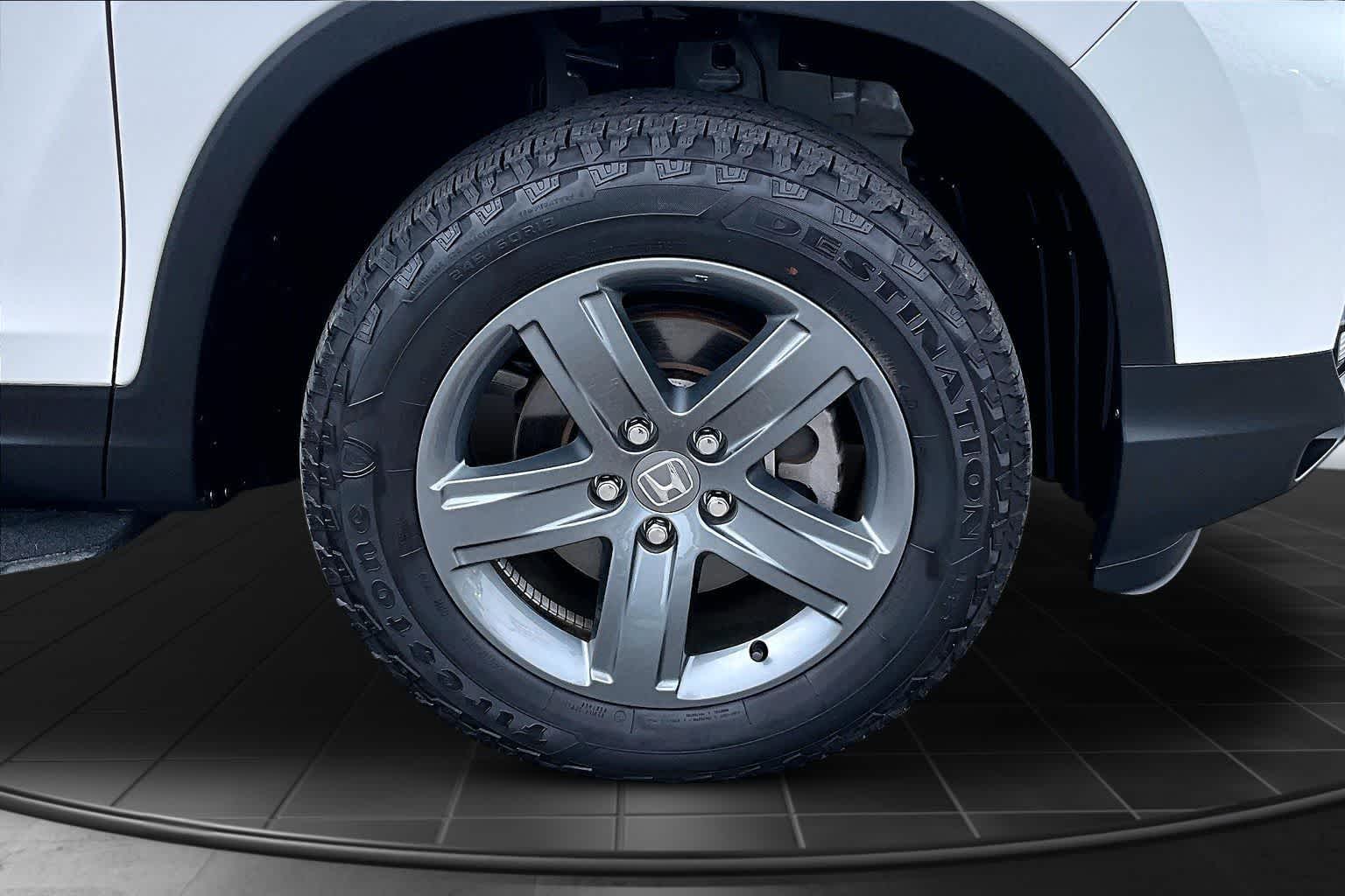 Thumbnail: 2023 Honda Ridgeline - 33
