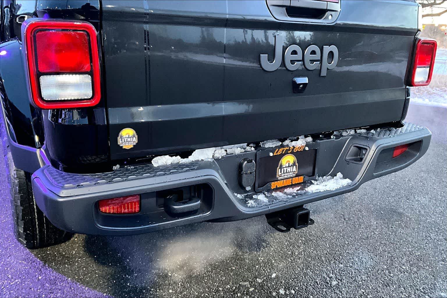 Thumbnail: 2026 Jeep Gladiator - 7