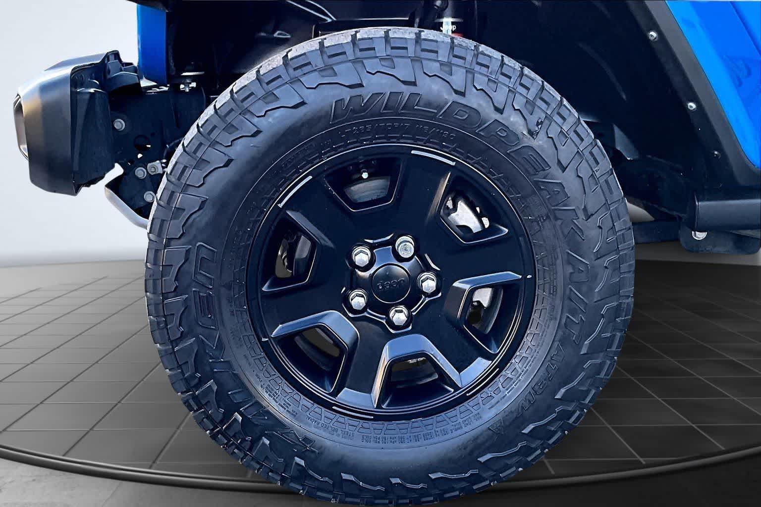 Thumbnail: 2022 Jeep Gladiator - 8