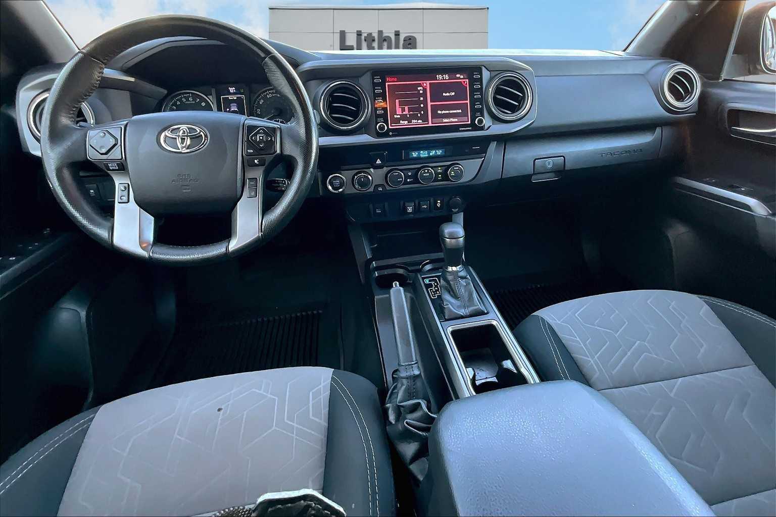 2022 Toyota Tacoma TRD Off-Road 9