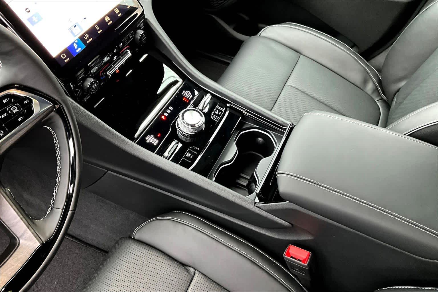 Thumbnail: 2025 Jeep Grand Cherokee - 17