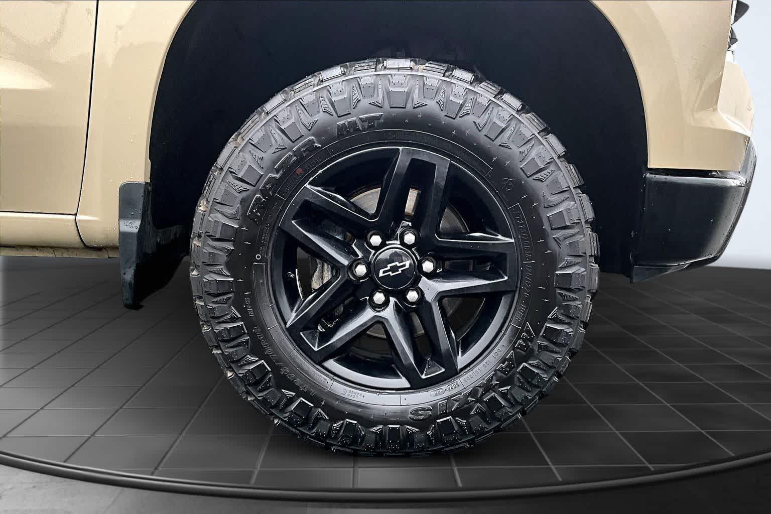 Thumbnail: 2023 Chevrolet Silverado 1500 - 33