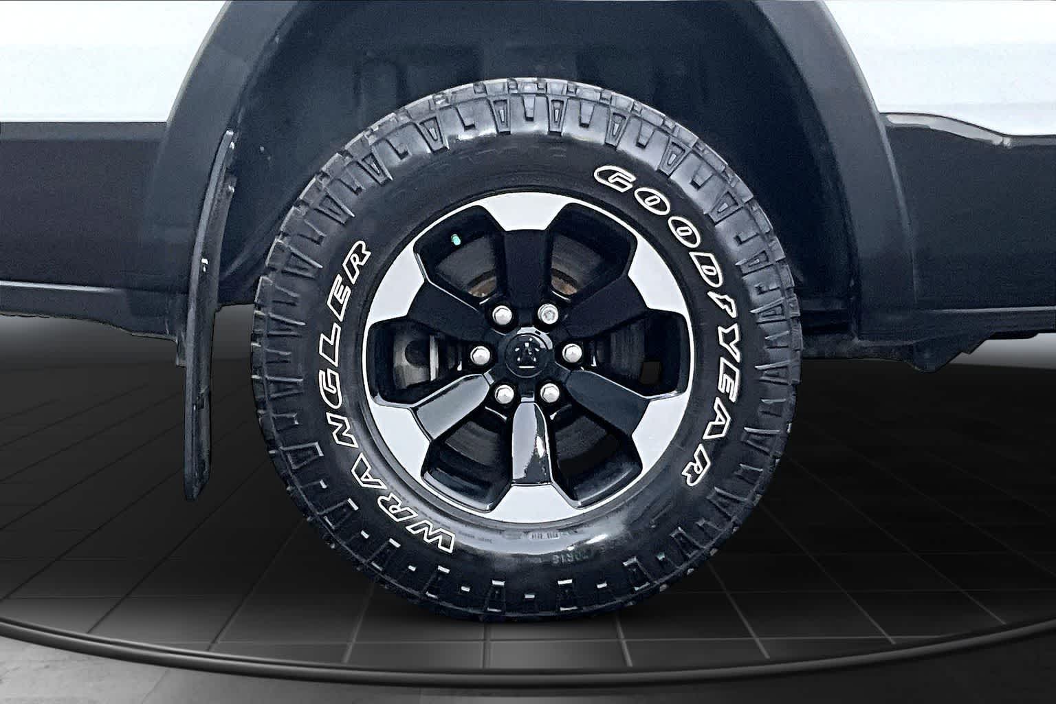 Thumbnail: 2019 RAM 1500 - 36