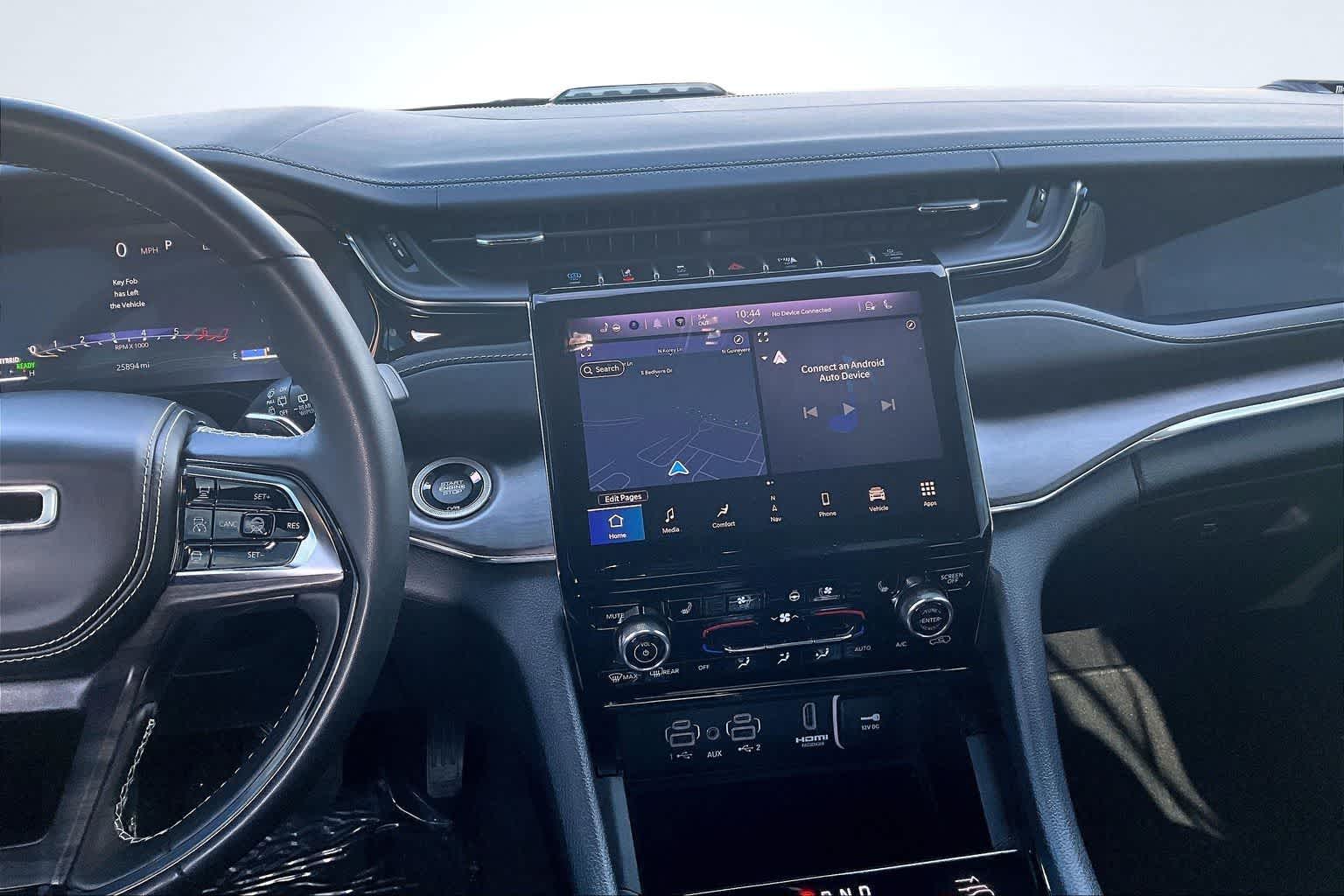 Thumbnail: 2023 Jeep Grand Cherokee - 16