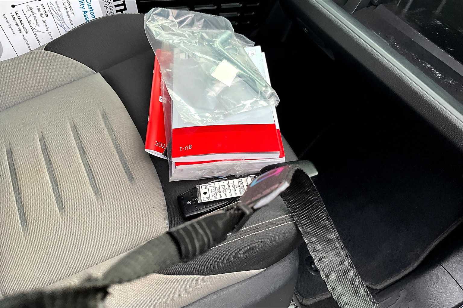 Thumbnail: 2025 Toyota Tacoma - 20