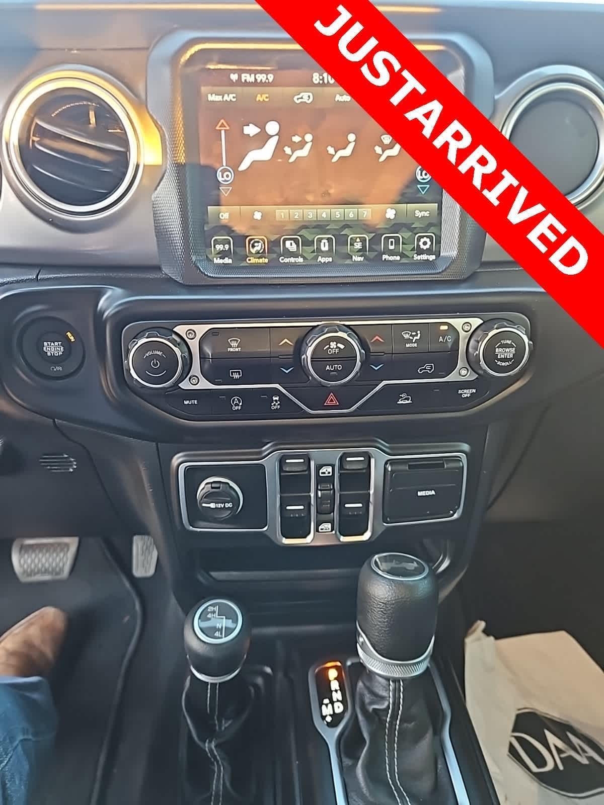 Thumbnail: 2021 Jeep Wrangler - 7