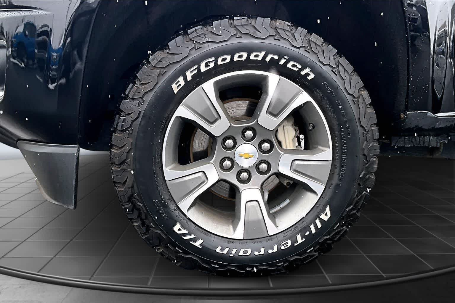 Thumbnail: 2019 Chevrolet Colorado - 8