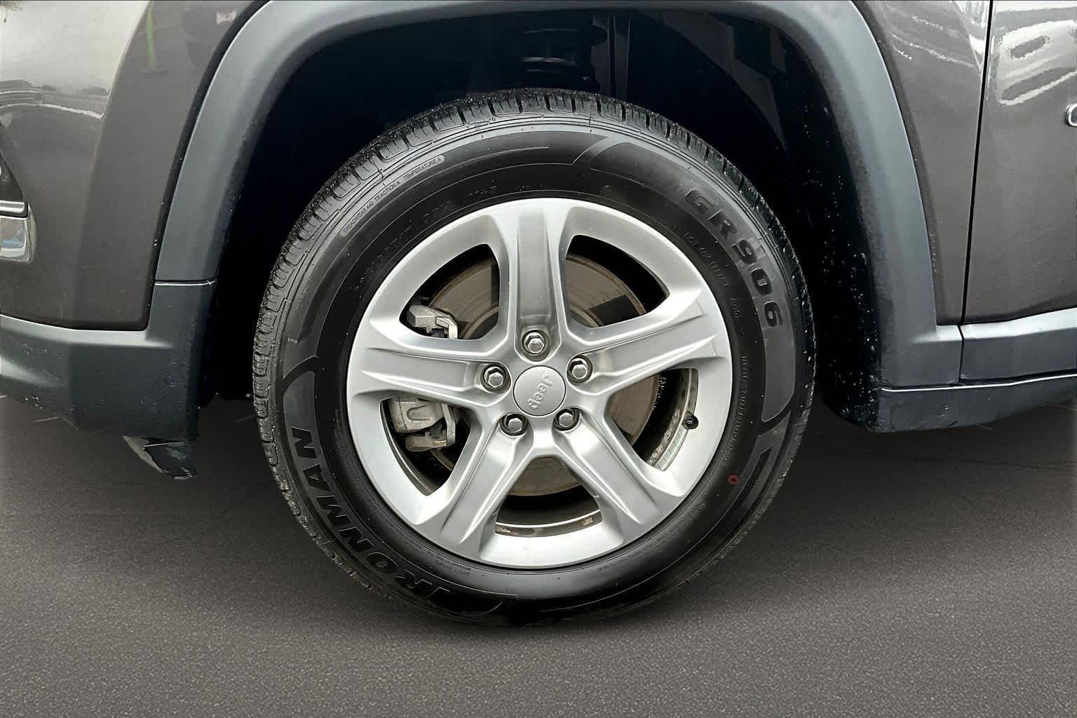 Thumbnail: 2024 Jeep Compass - 10