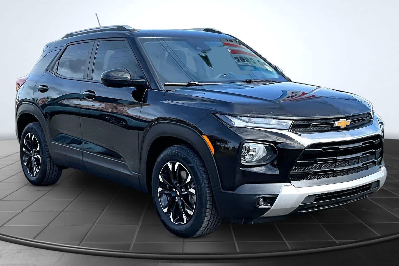 Thumbnail: 2023 Chevrolet TrailBlazer - 21