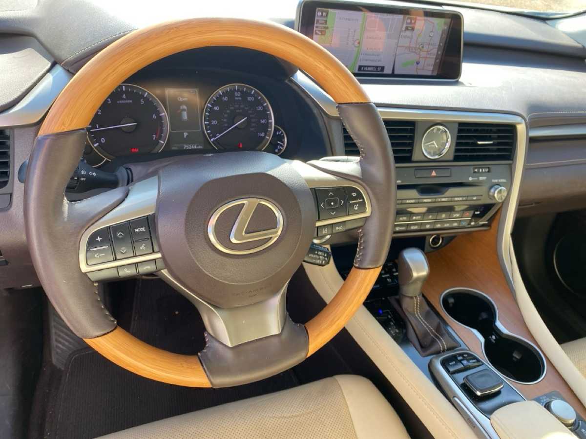 Thumbnail: 2017 Lexus RX - 4