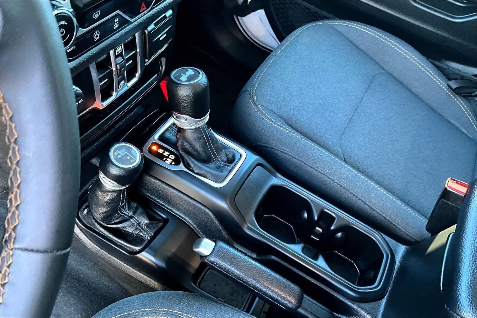 Thumbnail: 2024 Jeep Wrangler - 17