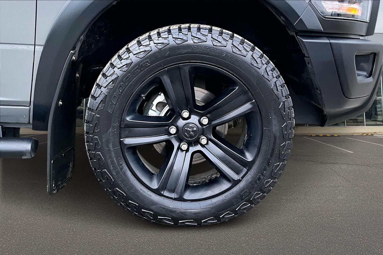 Thumbnail: 2022 RAM 1500 Classic - 34