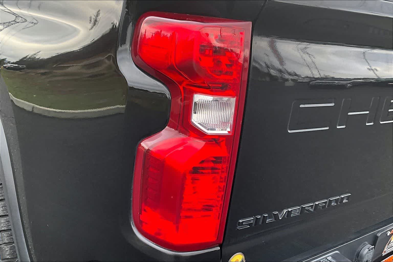 Thumbnail: 2021 Chevrolet Silverado 2500 - 32