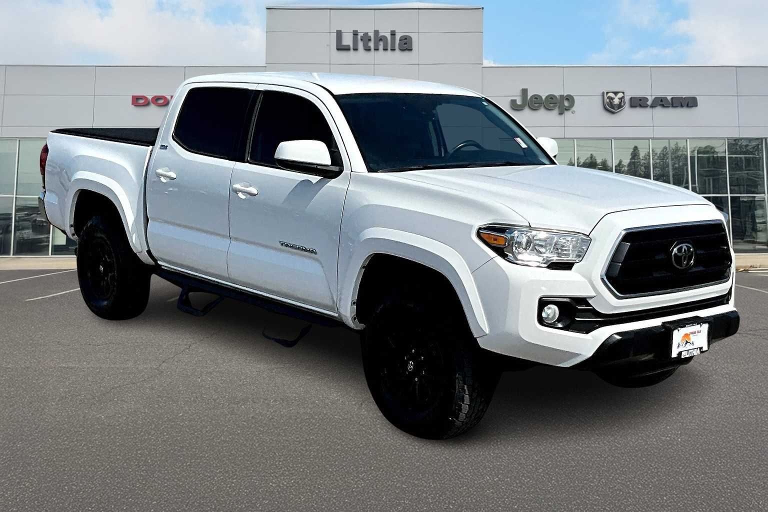 Thumbnail: 2020 Toyota Tacoma - 22