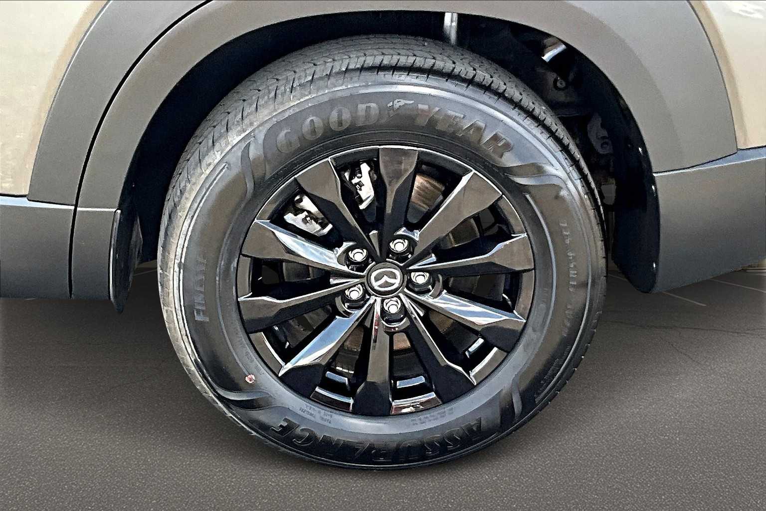 Thumbnail: 2025 Mazda CX-50 - 36