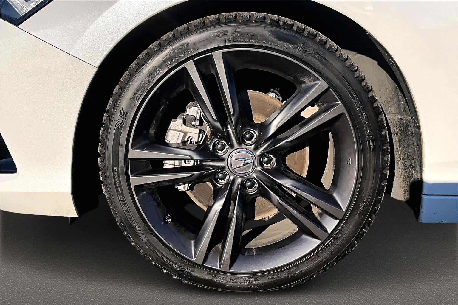 Thumbnail: 2024 Acura Integra - 8