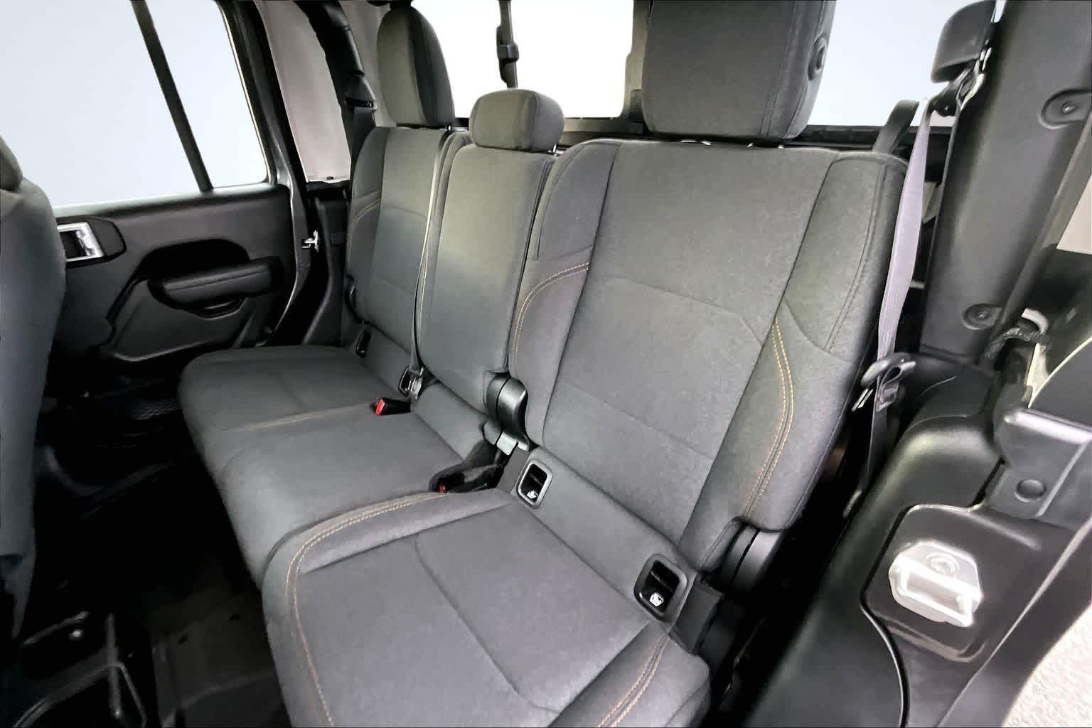 Thumbnail: 2024 Jeep Gladiator - 13