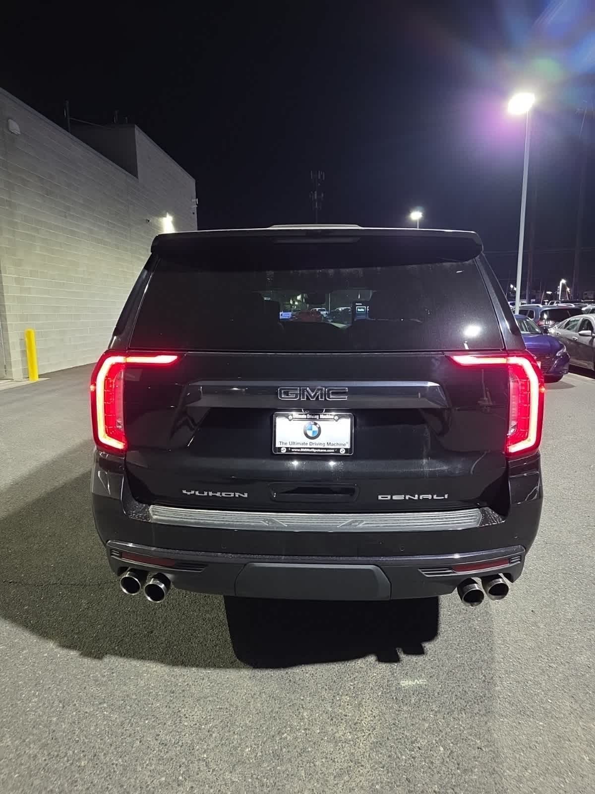 2023 Gmc Yukon Denali Ultimate photo 3