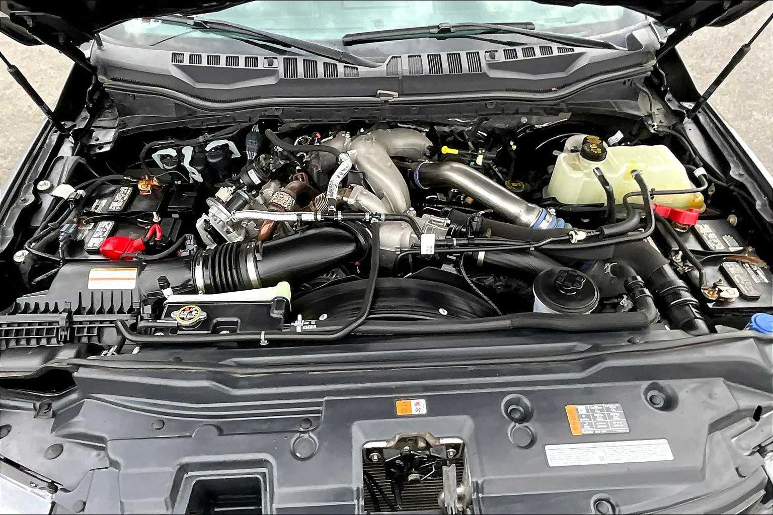 Thumbnail: 2022 Ford Econoline - 9