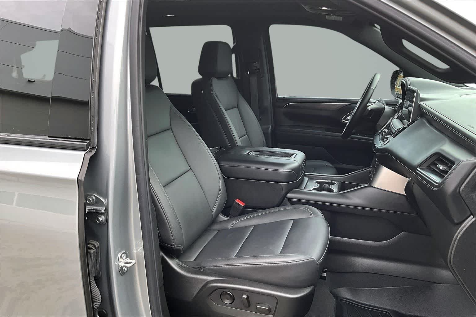 Thumbnail: 2024 Chevrolet Tahoe - 14