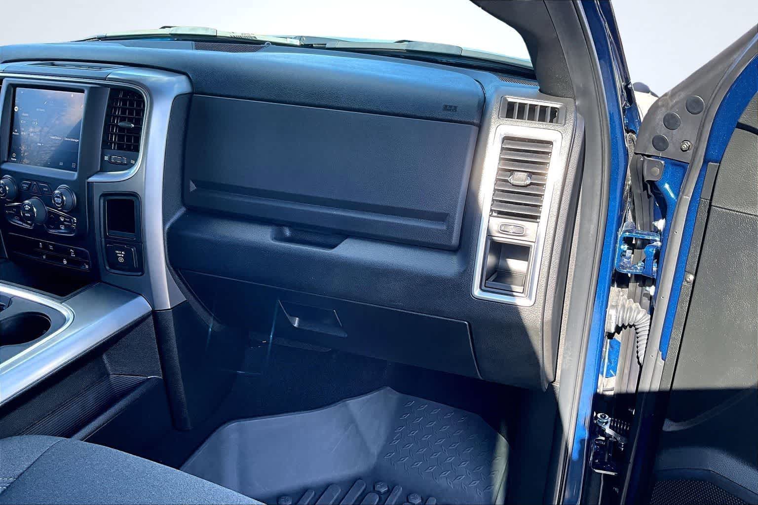 Thumbnail: 2024 RAM 1500 Classic - 24