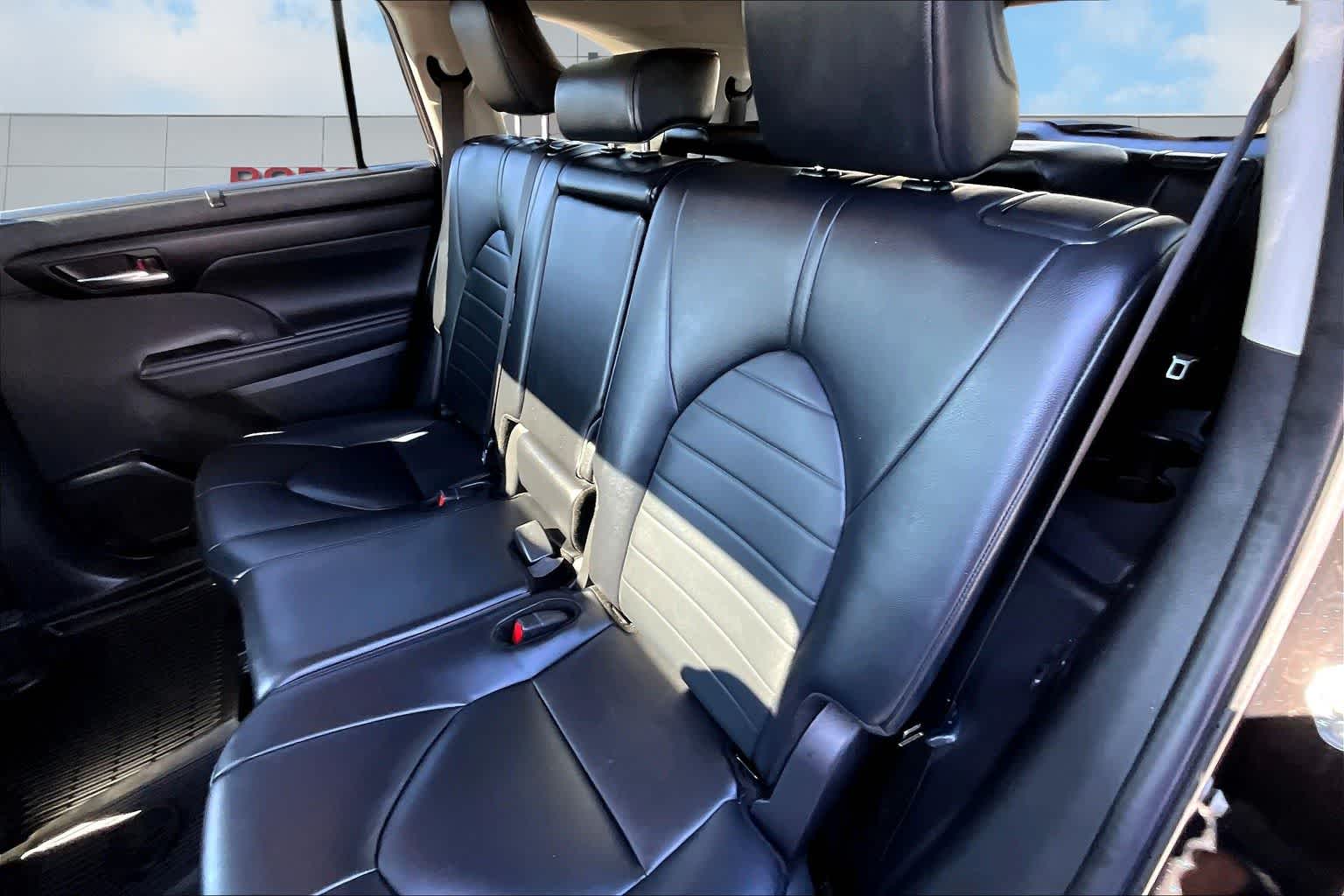 Thumbnail: 2024 Toyota Highlander - 13