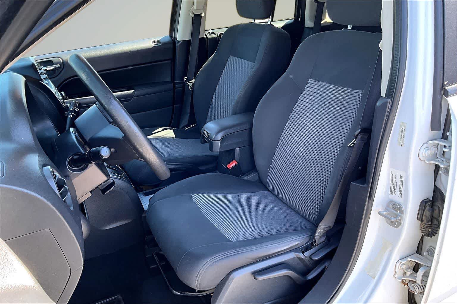 Thumbnail: 2012 Jeep Compass - 11