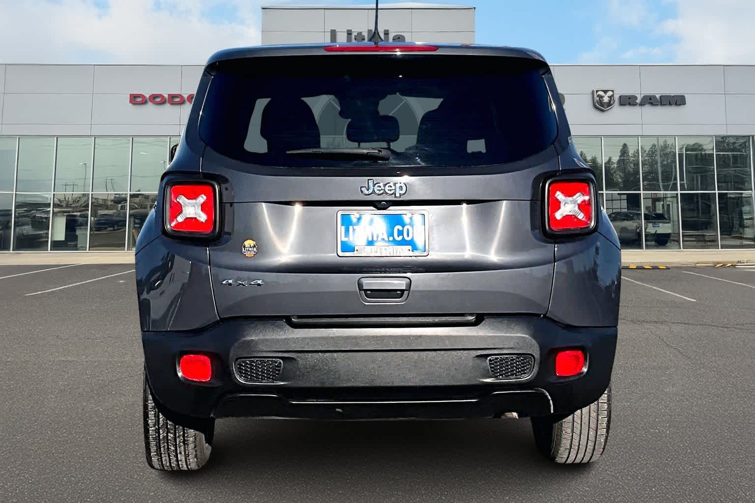 Thumbnail: 2023 Jeep Renegade - 5