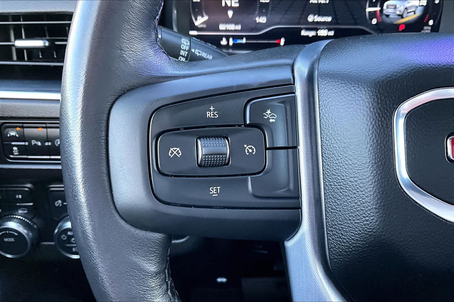 Thumbnail: 2023 GMC Yukon - 25