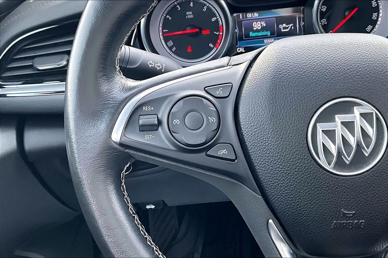 Thumbnail: 2018 Buick Regal - 25