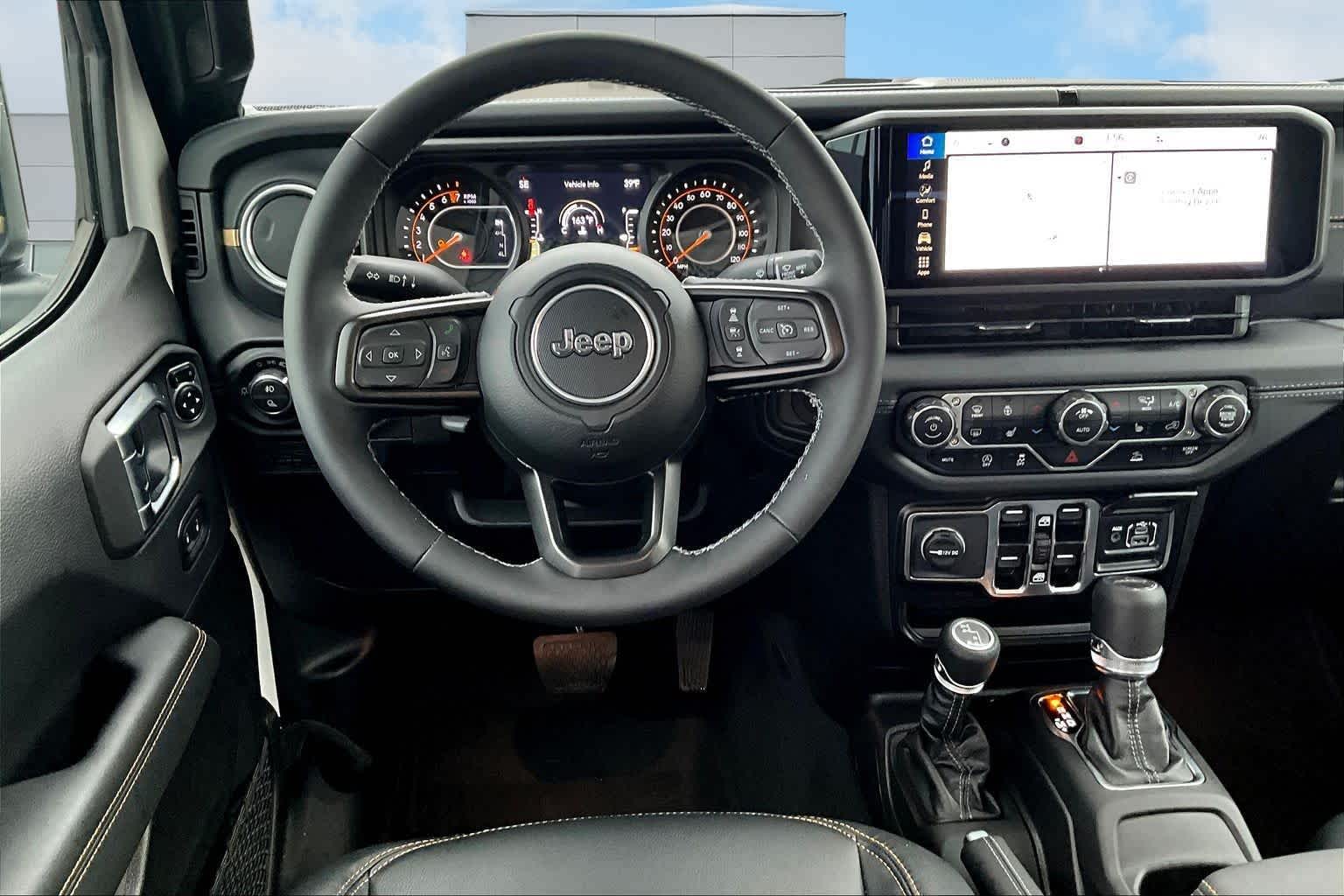 Thumbnail: 2025 Jeep Gladiator - 15