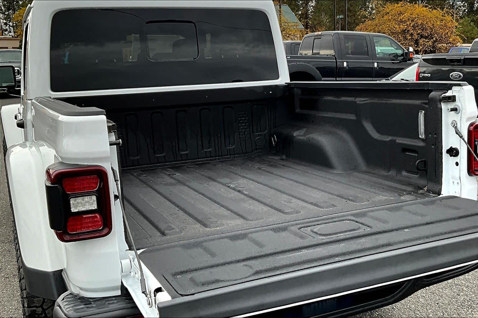 Thumbnail: 2025 Jeep Gladiator - 19