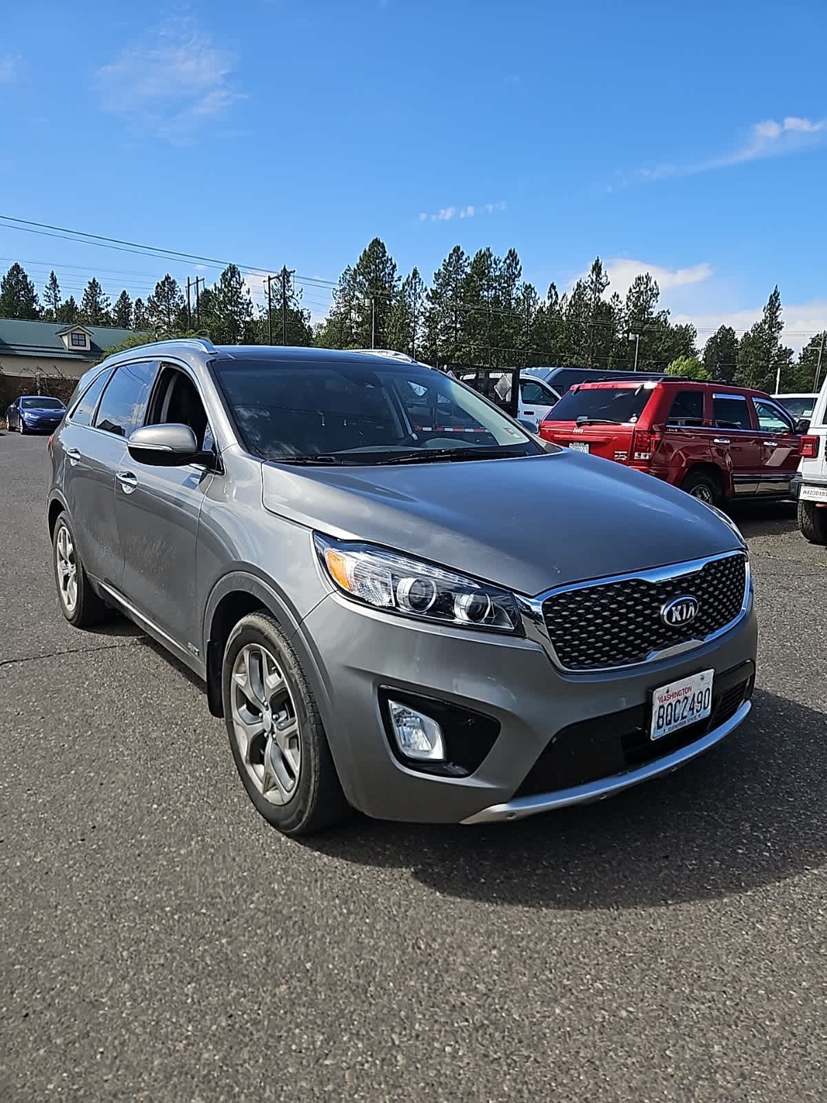 Thumbnail: 2017 Kia Sorento - 3