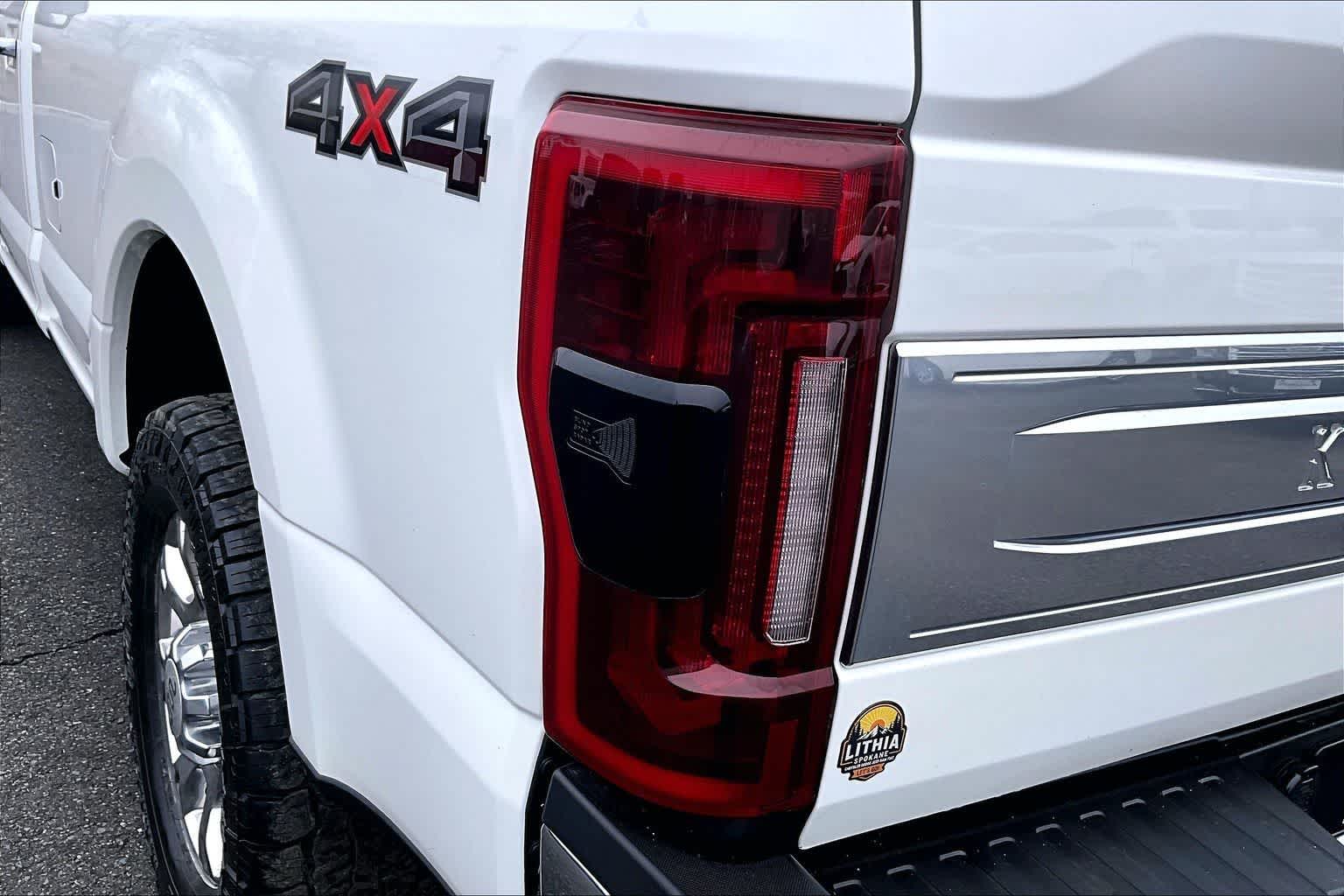 Thumbnail: 2022 Ford Econoline - 32